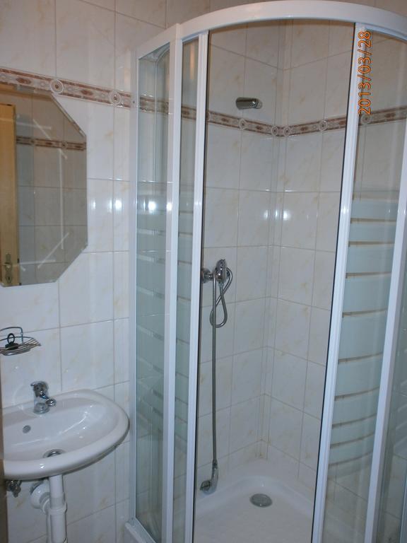 Horska Roubenka Chalet Strazne